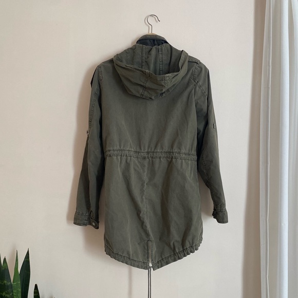 Levi’s Army Green Cotton Parachute Parka - Picture 4 of 11